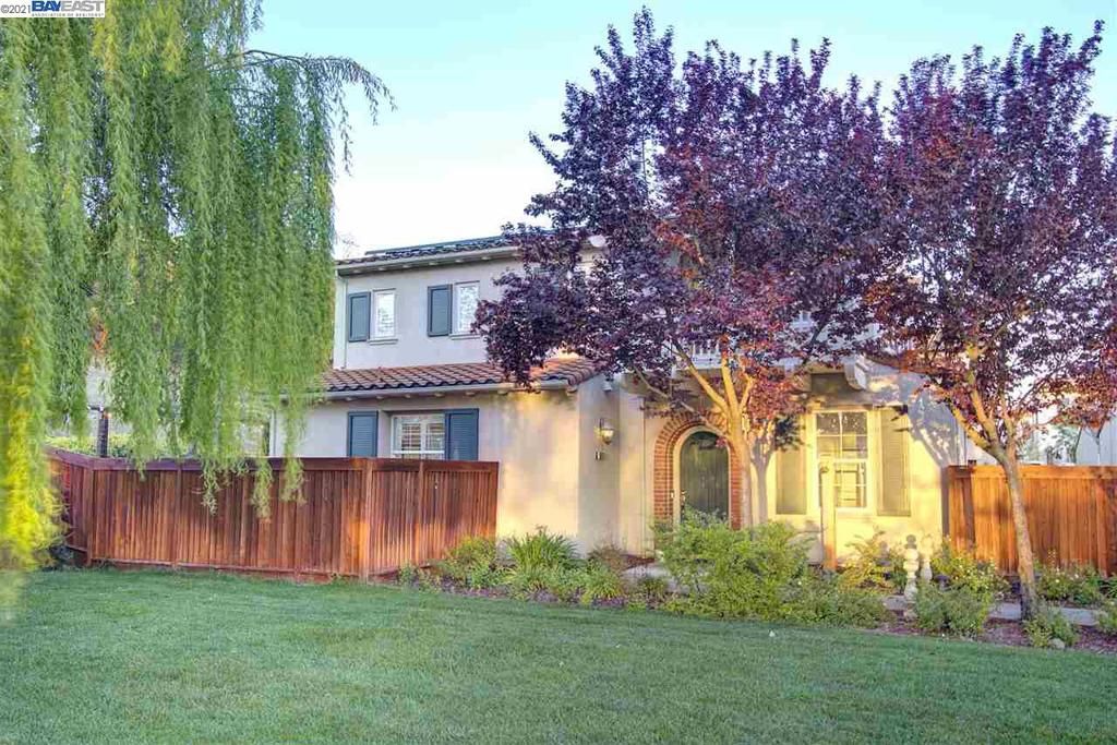 listing image 130729316481217333297
