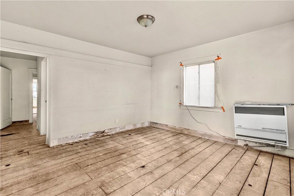 Photo of 508 W 10th ST, Long Beach, CA 90813 (MLS # OC26118293)
