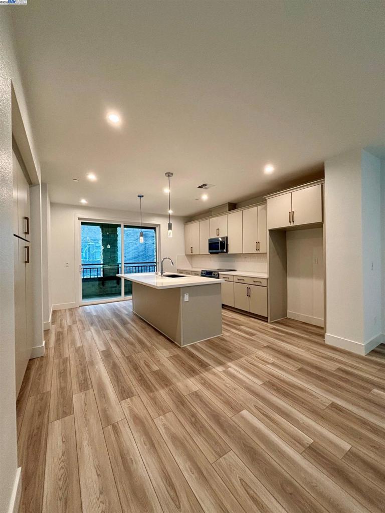 Not Listed - Residential