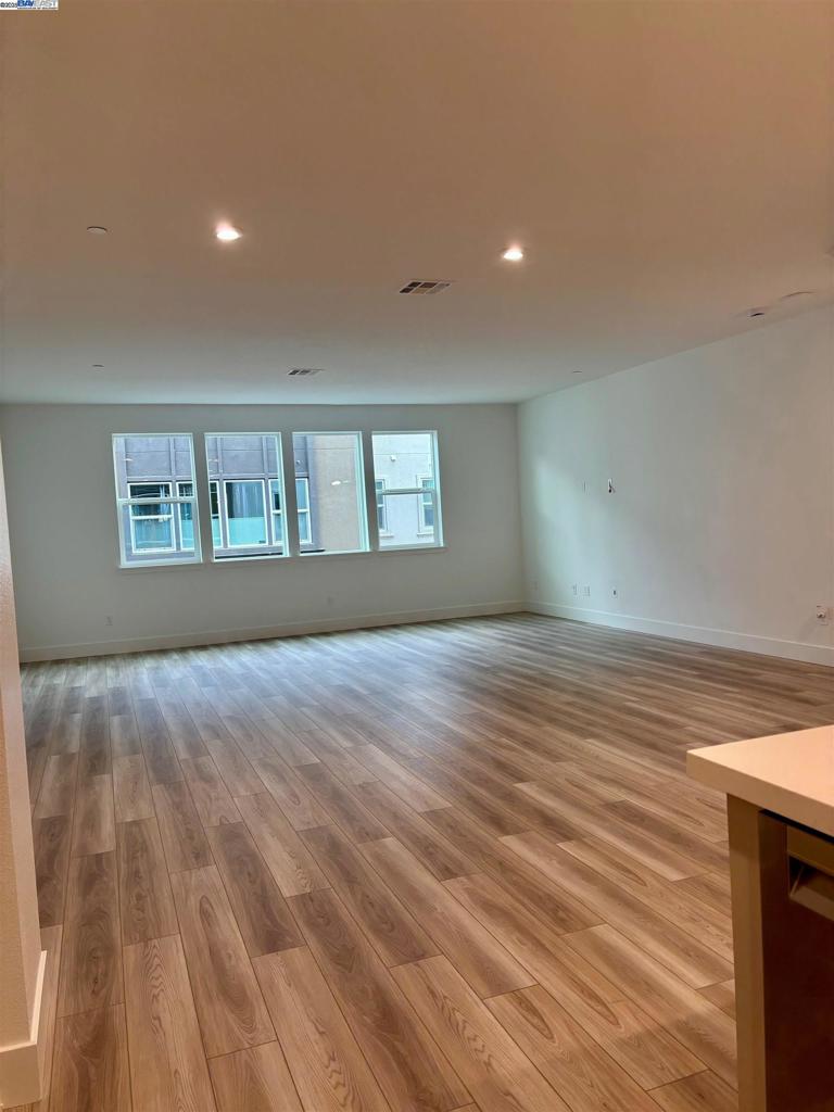 Not Listed - Residential