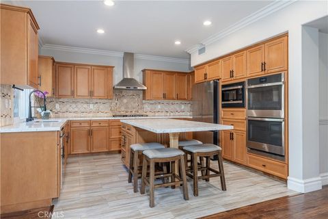 18571 Amalia Huntington Beach CA 92648