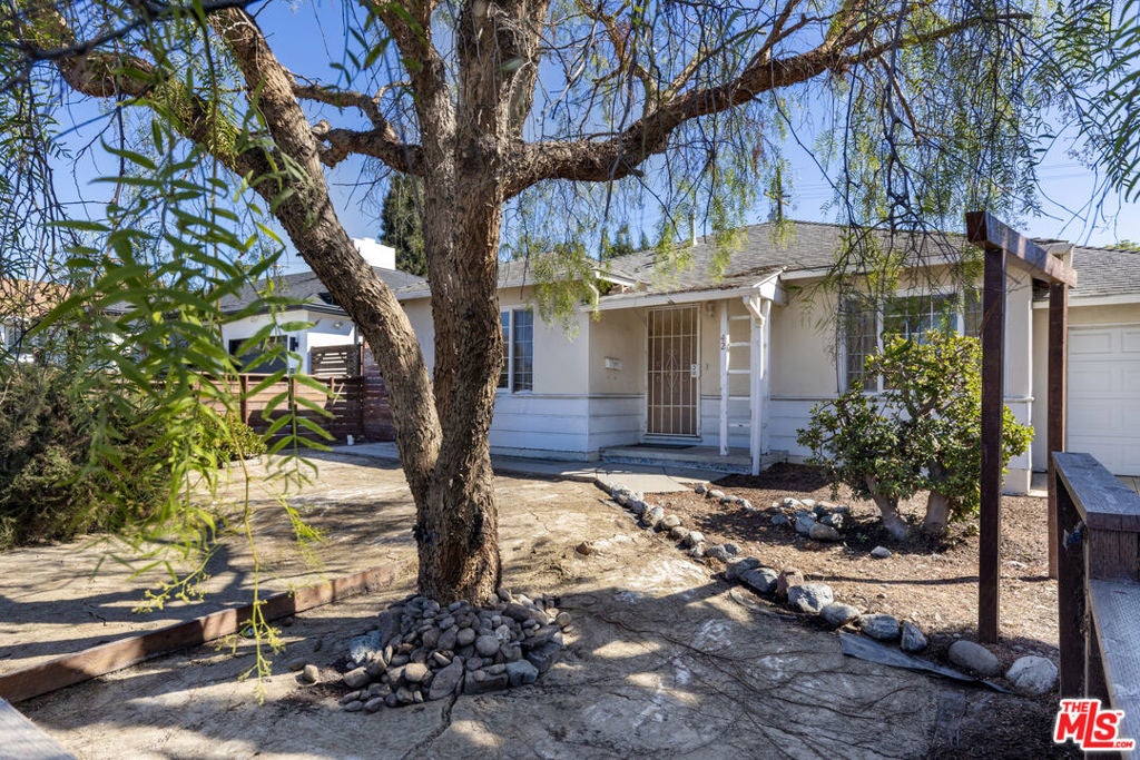 42 N Mills Road