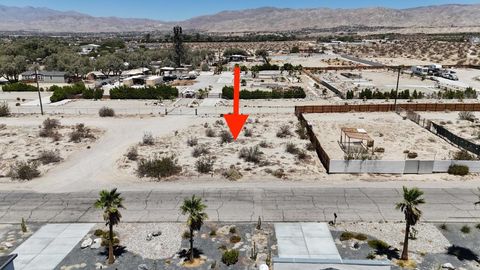 Photo of 100 El Serape Trail, Desert Hot Springs, CA 92241 (MLS # 219132879PS)