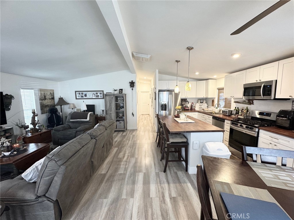 2755 Arrow Highway 52