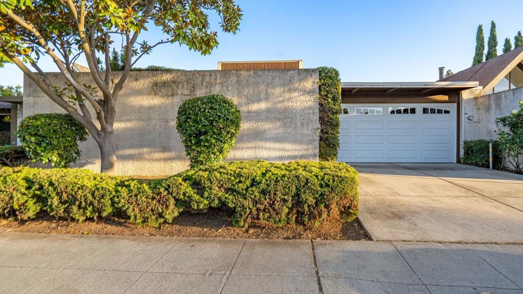 536 Cascade Drive