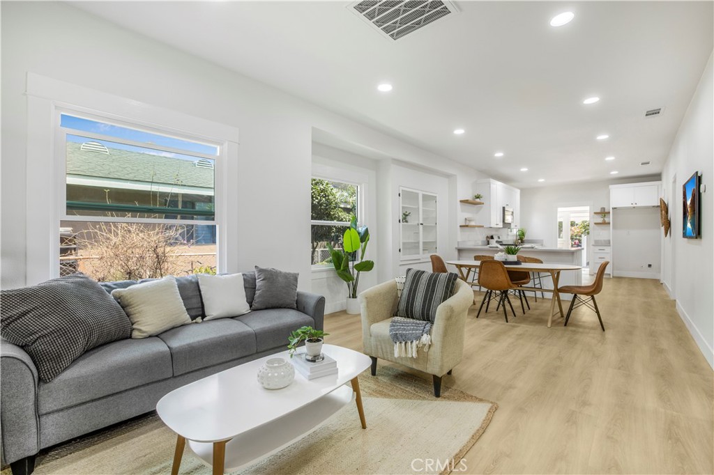 1270 W 19th Street