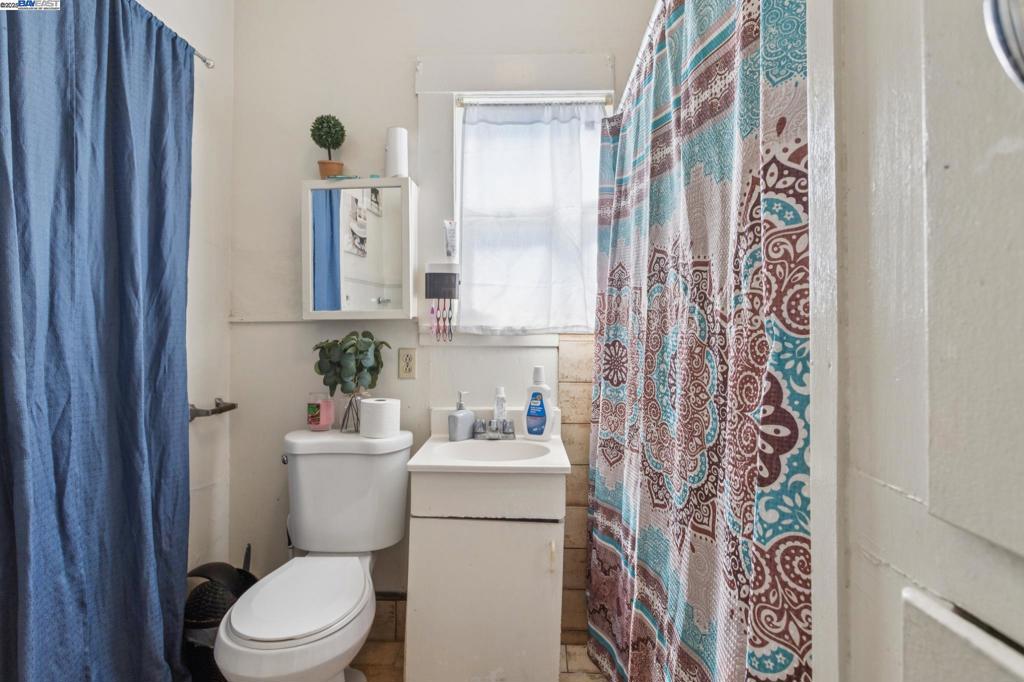 VALLEJO HEIGHTS - Residential Income