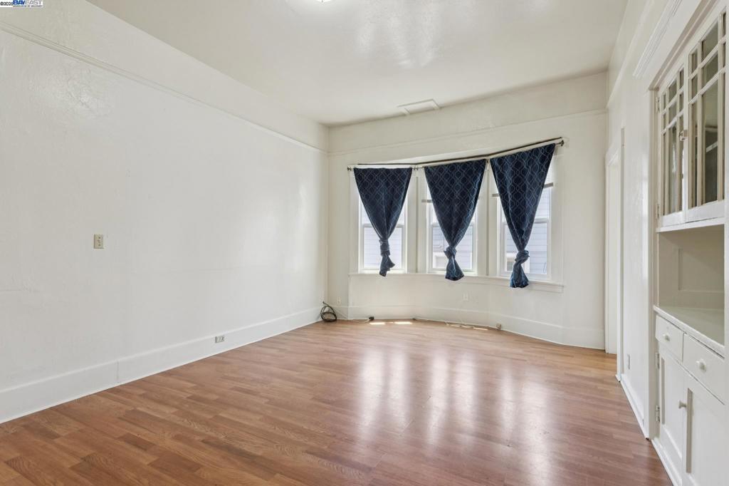 VALLEJO HEIGHTS - Residential Income