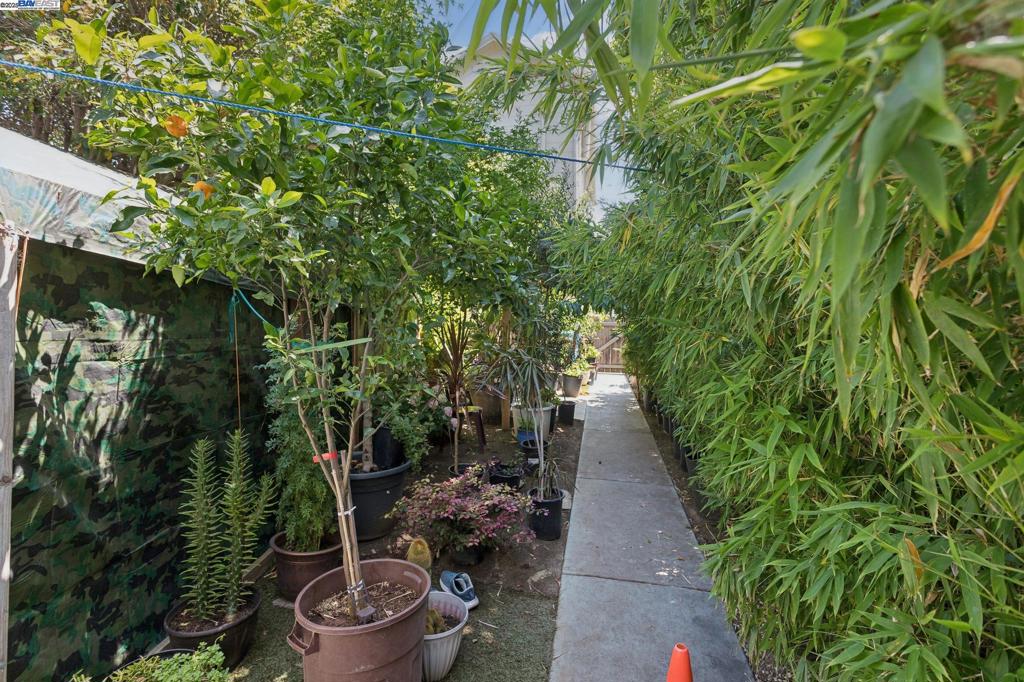 VALLEJO HEIGHTS - Residential Income