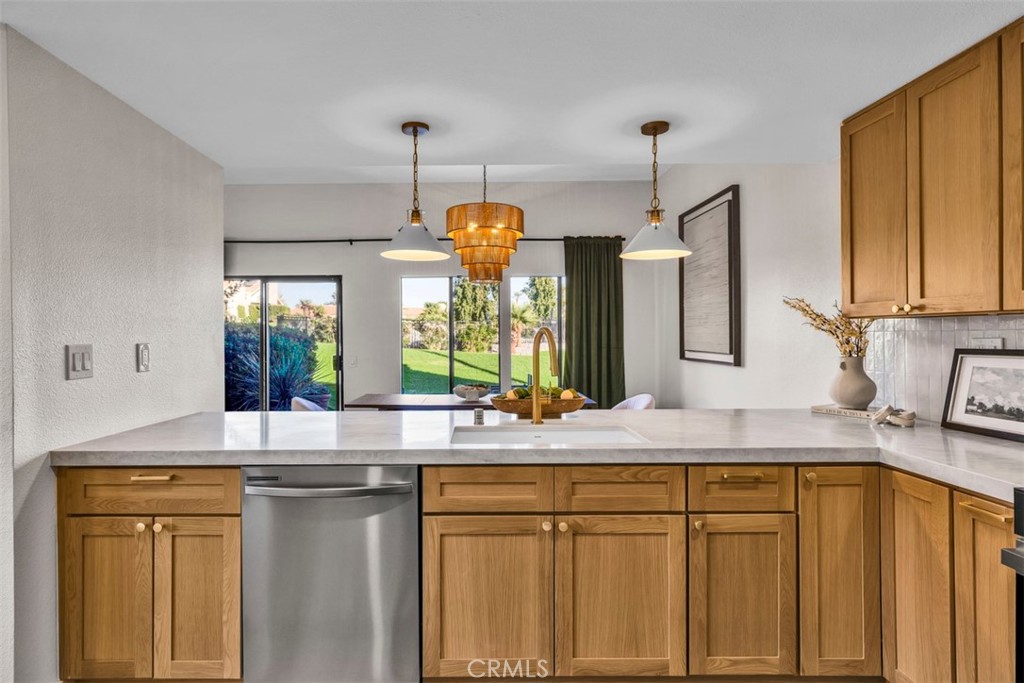 Silver Sands R.C. (32269) - Residential