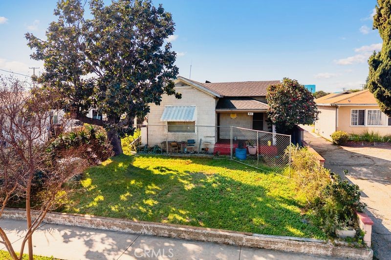 611 S Marguerita Ave