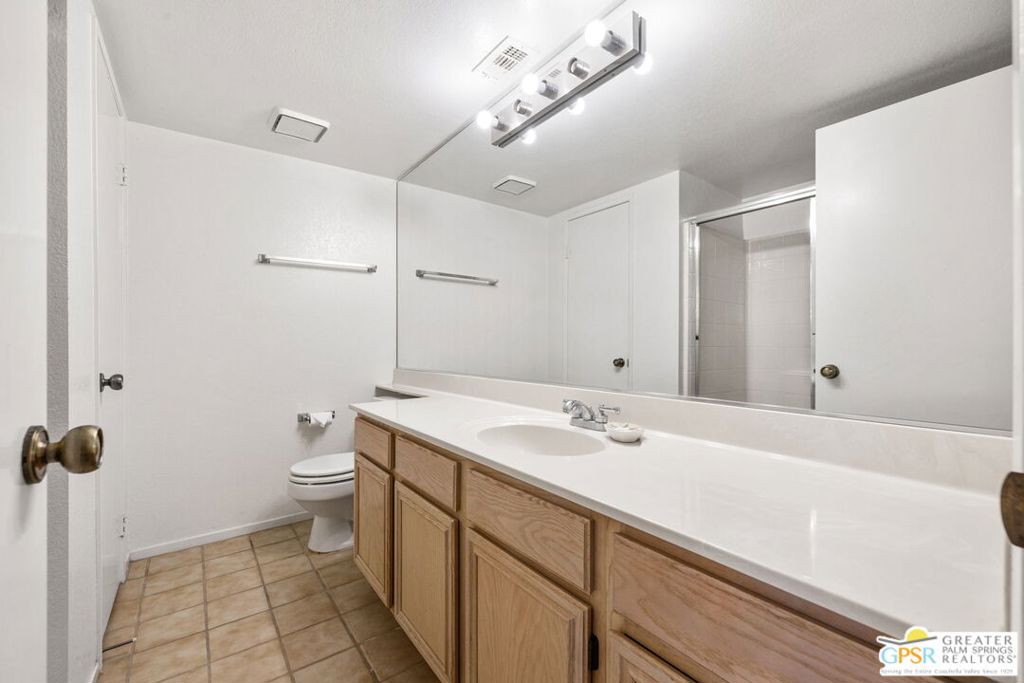 Candlewood Villas II - Residential