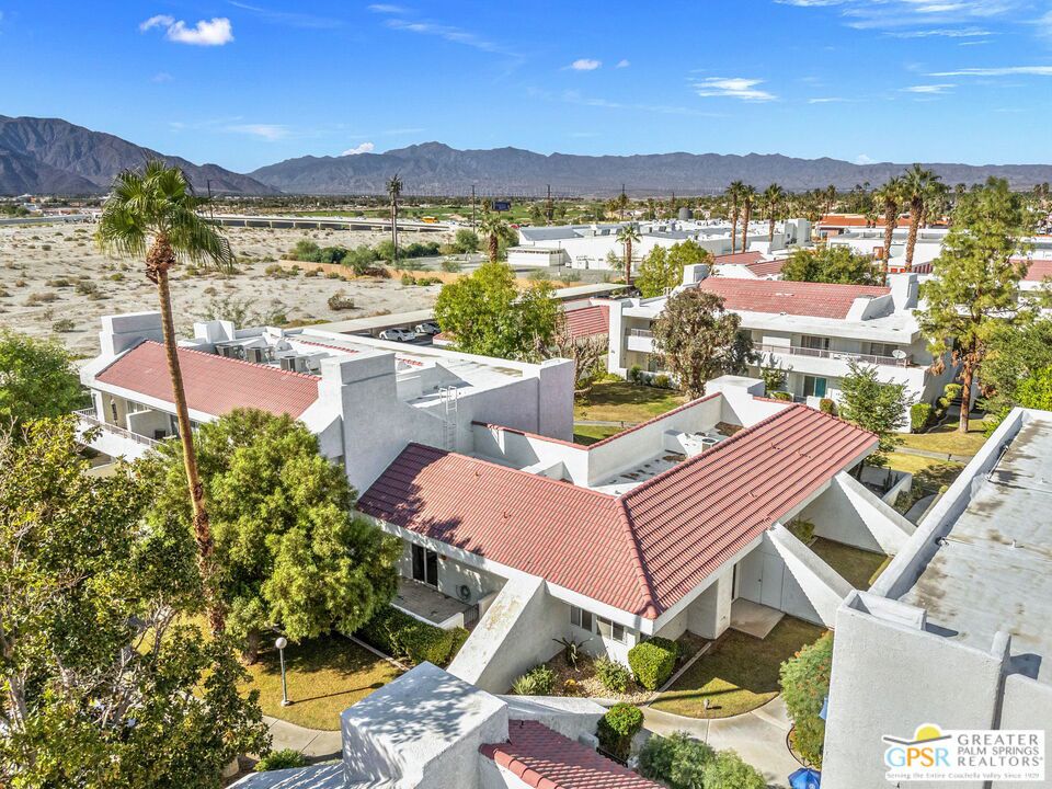 Candlewood Villas II - Residential