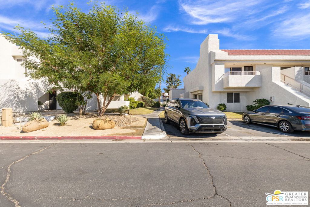 Candlewood Villas II - Residential