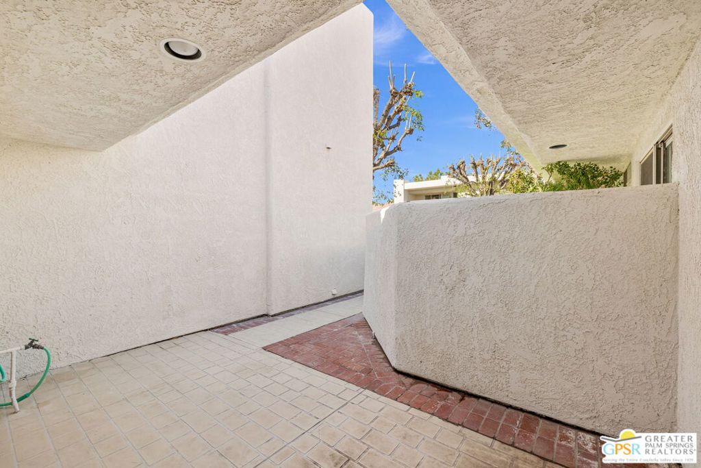 Candlewood Villas II - Residential