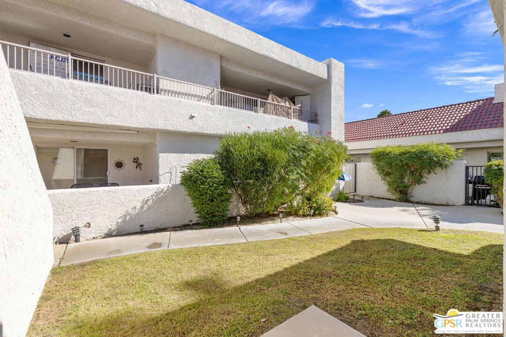 Candlewood Villas II - Residential