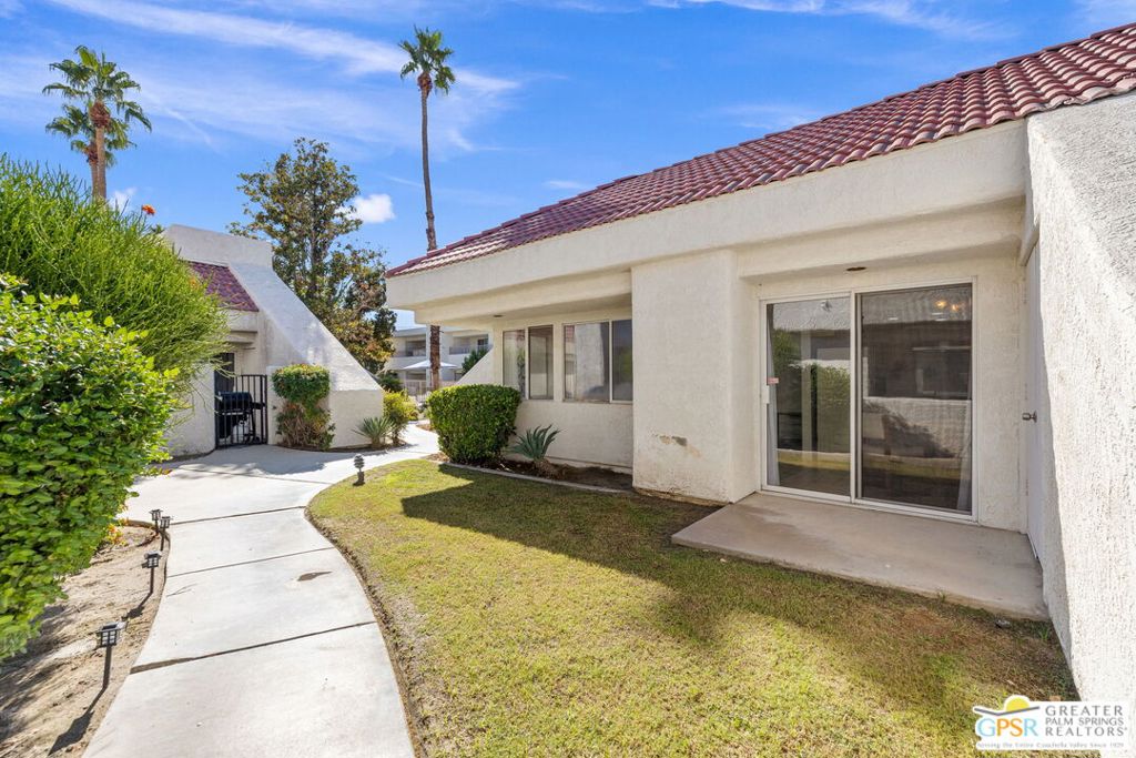 Candlewood Villas II - Residential