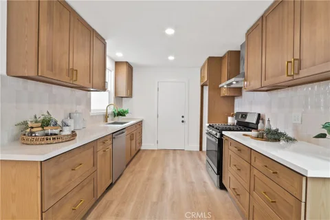 MLS: OC26155666