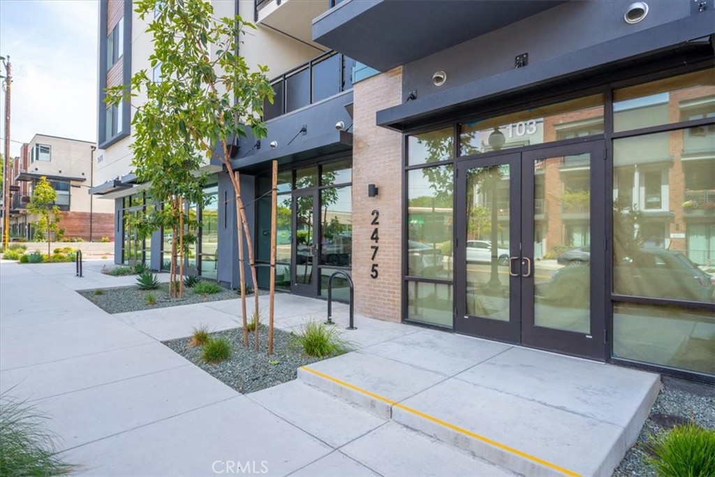 2475 Victoria Crossing Avenue 408