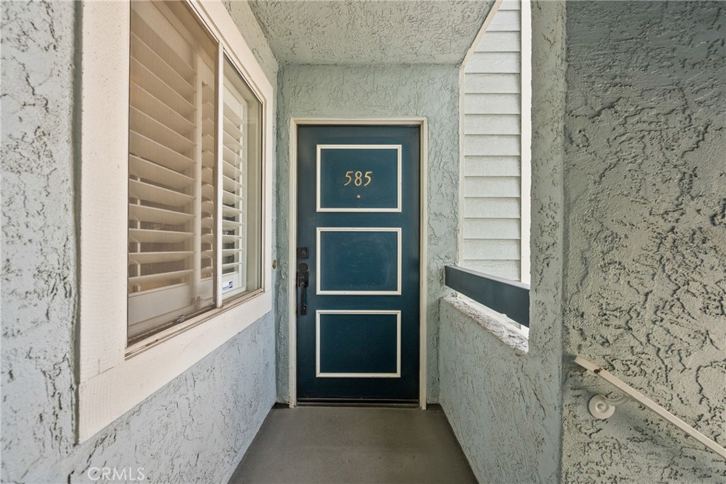 20305 Rue Crevier 585