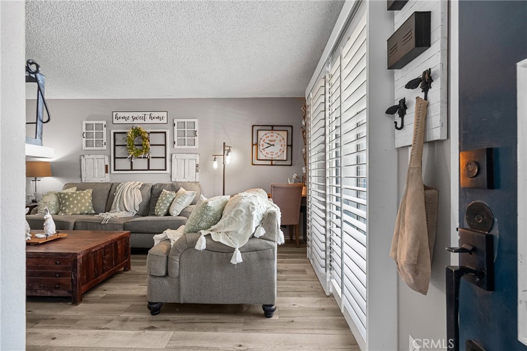 20305 Rue Crevier 585