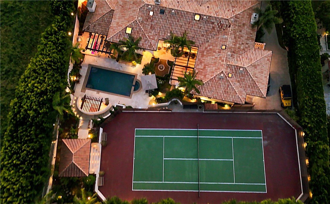 1502 Paseo La Cresta