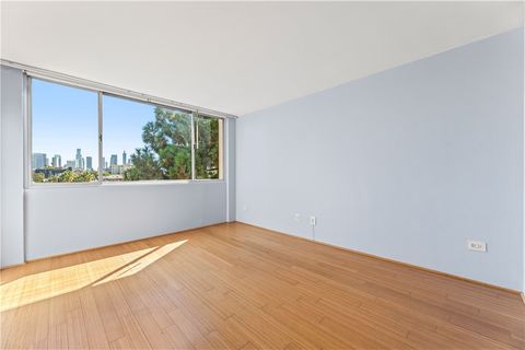 Photo of 421 S La Fayette Park Pl #701, Los Angeles, CA 90057 (MLS # LG25240381)
