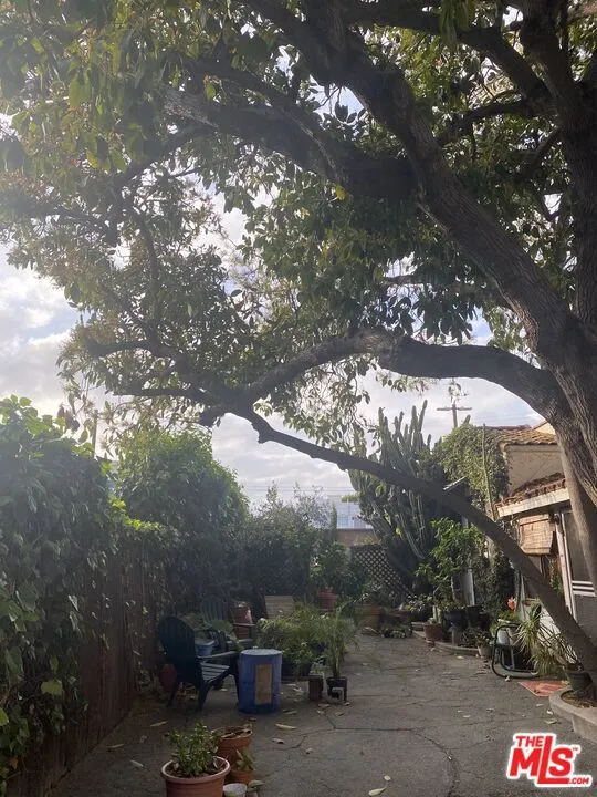 Los Angeles, California 90025, United States, 1 Bedroom Bedrooms, ,1 BathroomBathrooms,Residential,Active,183668