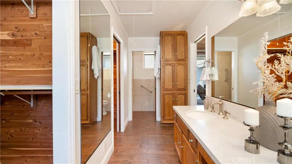 Walnut, California 91789, United States, 4 Bedrooms Bedrooms, ,3 BathroomsBathrooms,Residential,Active,212159