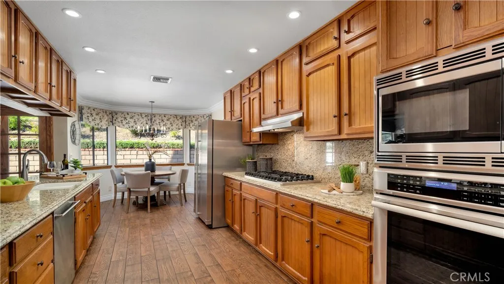 Walnut, California 91789, United States, 4 Bedrooms Bedrooms, ,3 BathroomsBathrooms,Residential,Active,212159