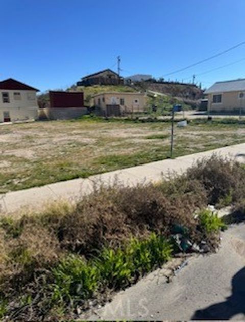 309 N 3rd Barstow CA 92311
