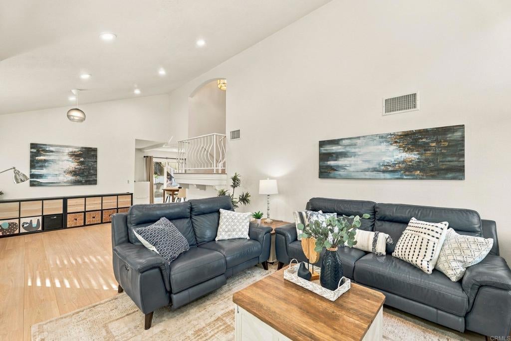 2343 Fair Oak Ct