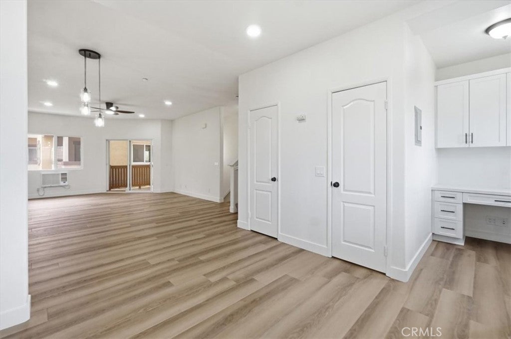 521 N Lark Ellen D