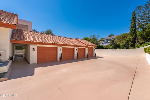 Tiny photo for 351 Las Tuero Court, Camarillo, CA 93010 (MLS # 226002999)