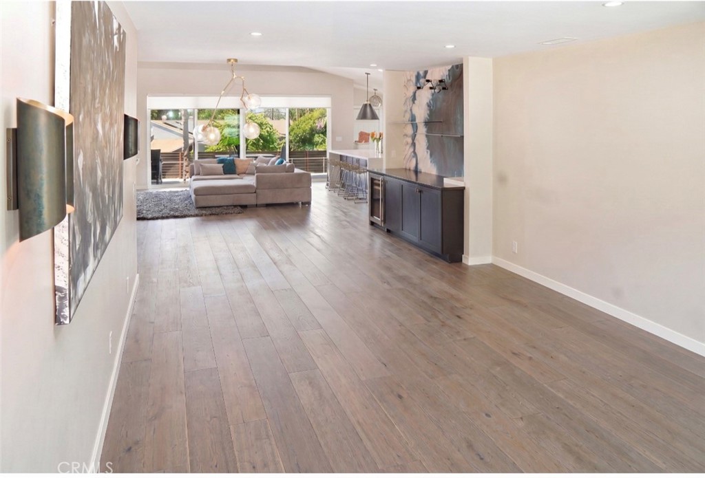 728 Val Vista