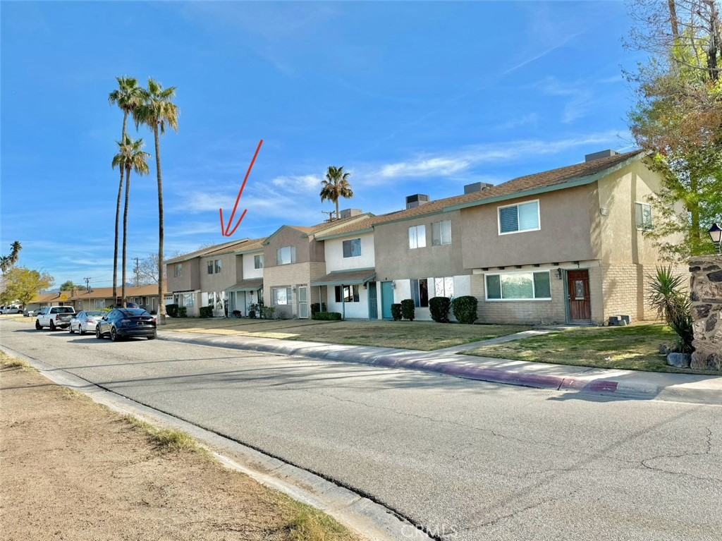 The TownHomes - Residential