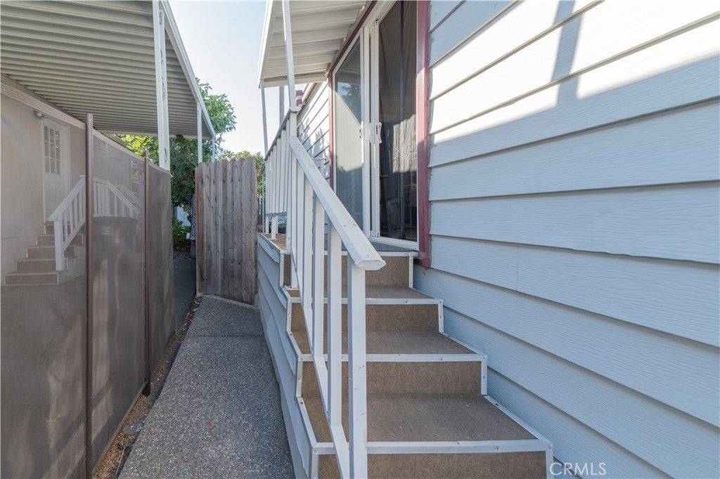 600 East Weddell Drive 8