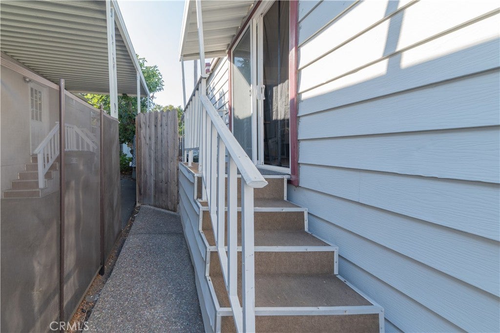 600 East Weddell Drive 8