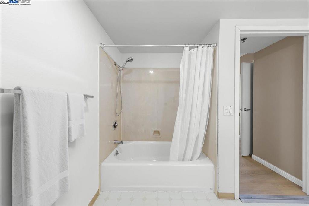 CHINATOWN - Residential