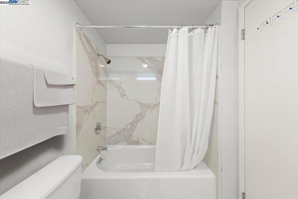 CHINATOWN - Residential