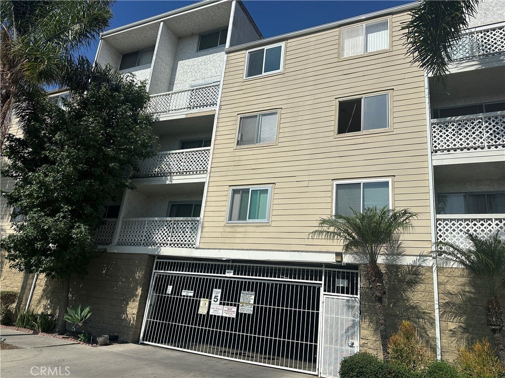 3565 Linden Avenue, Long Beach CA 90807