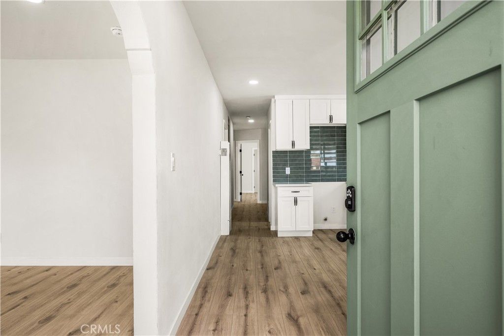 Photo of 1428 W 89th St, Los Angeles, CA 90047 (MLS # WS26075342)