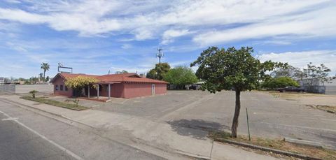 Photo of 6618 N Winton Way, Winton, CA 95388 (MLS # ML82029958)