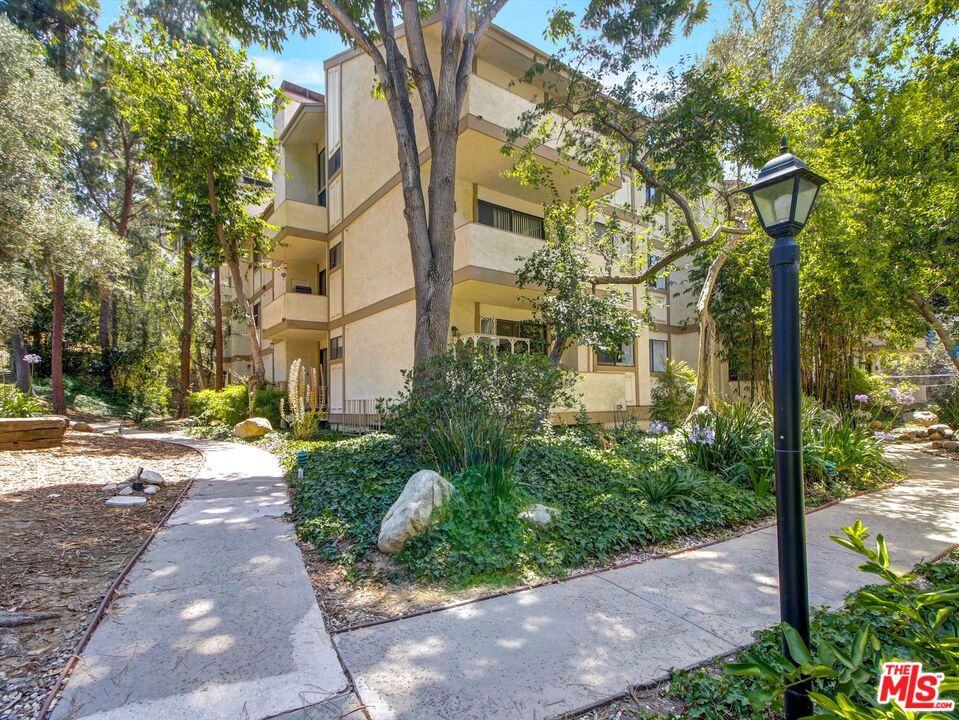 3480 Barham Boulevard 325