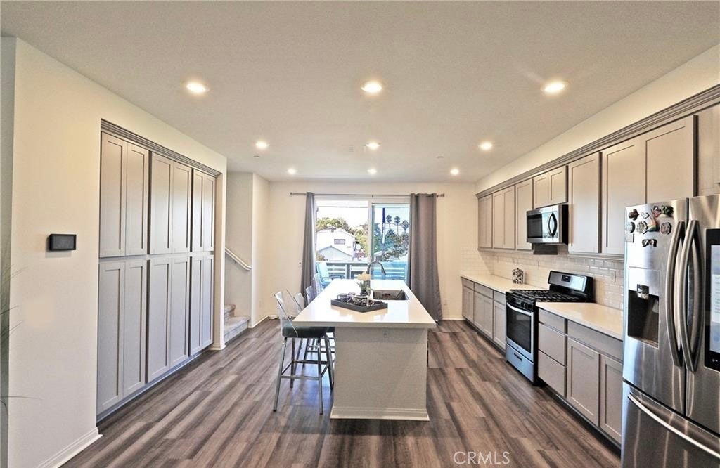 1163 Orchard