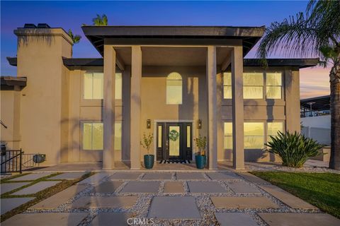 22269 Loch Lomond Drive Canyon Lake CA 92587