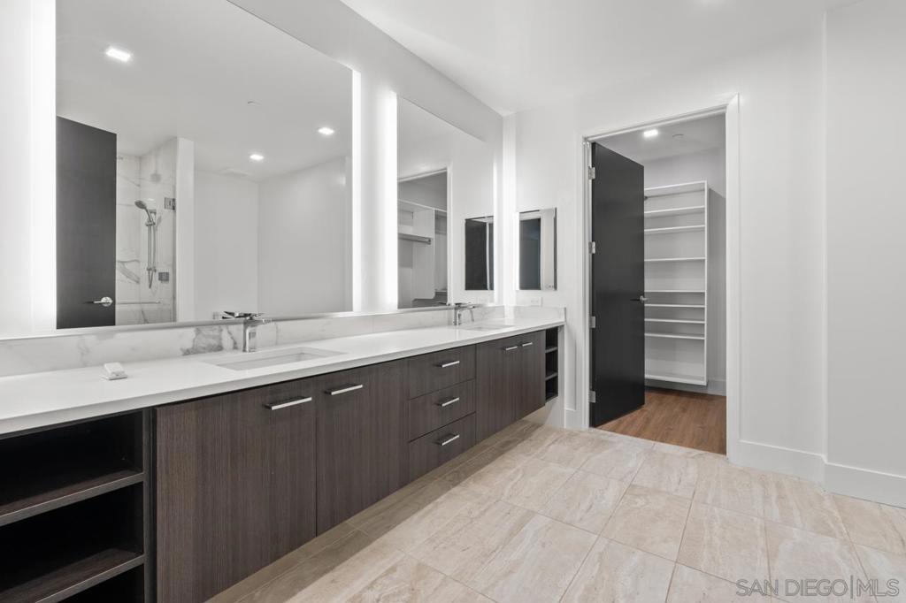 Downtown - Residential Lease