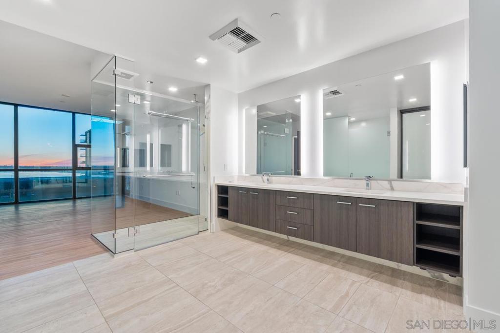 Downtown - Residential Lease