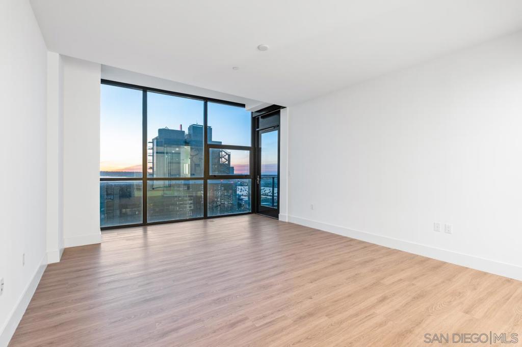 Downtown - Residential Lease