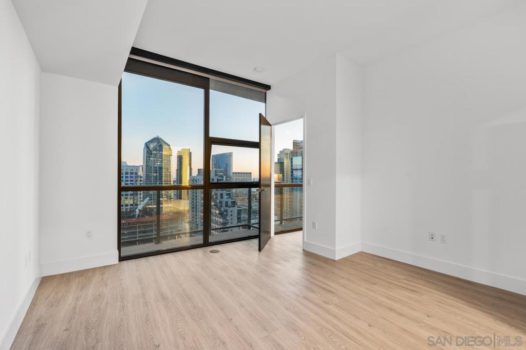 Downtown - Residential Lease